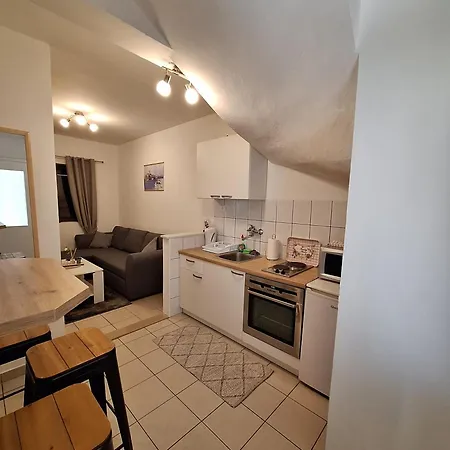 Din2 Ljubic Apartment Mimice